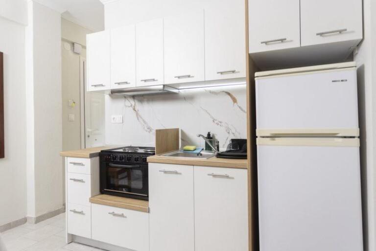 Katerina Apartments Пефкохори Экстерьер фото