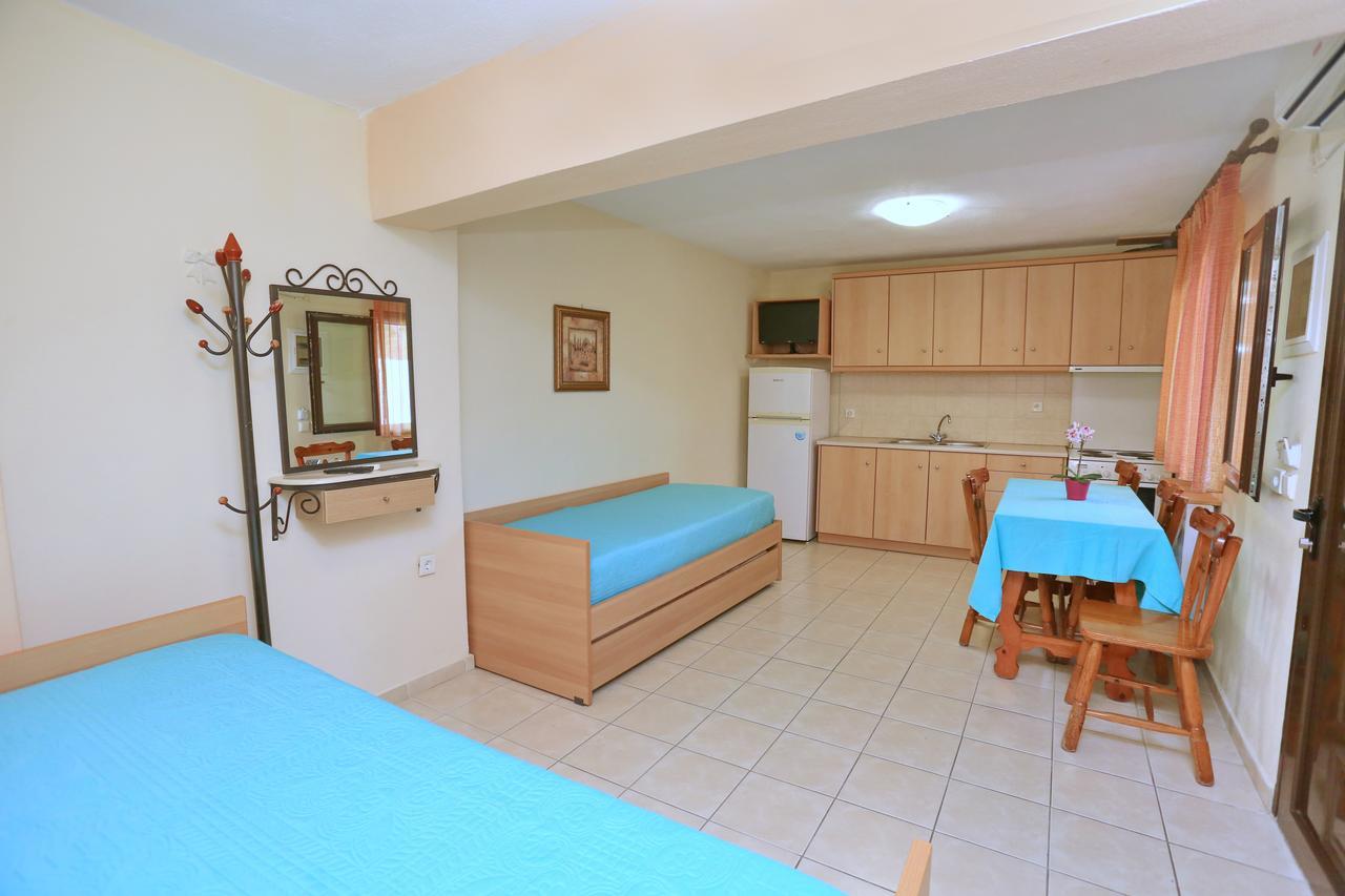Katerina Apartments Пефкохори Экстерьер фото